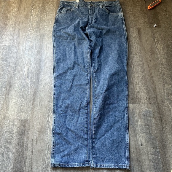 NEW Men's Wrangler Blues Relaxed Fit Blue Jeans 38 X 36 Workwear Baggy Skater - Picture 4 of 5
